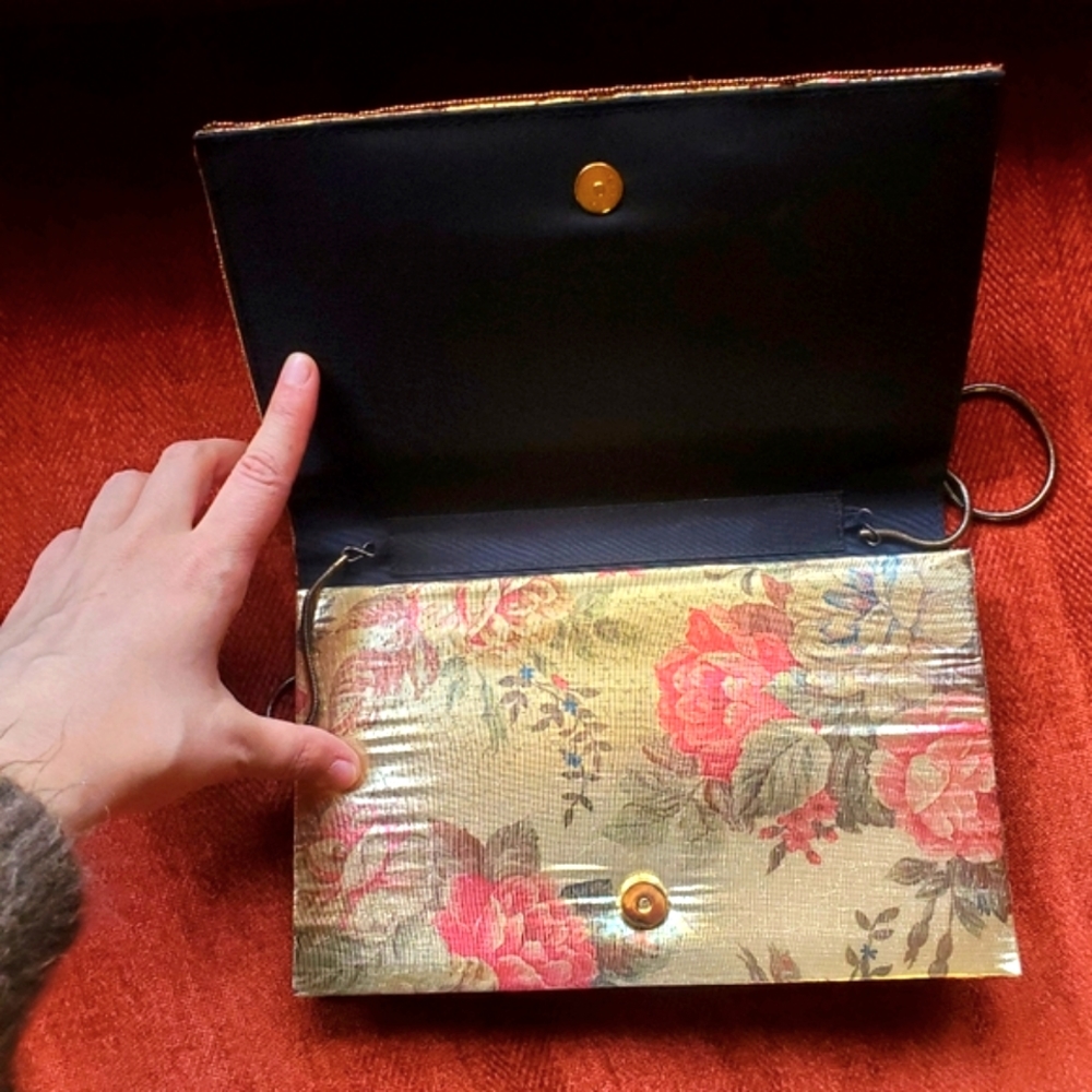 Vintage Beaded Floral Clutch with Chain